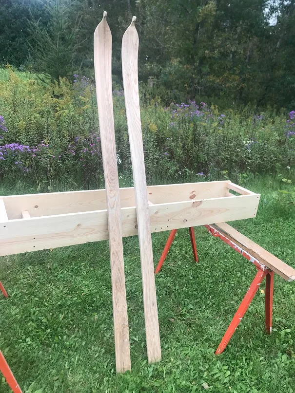 Steam bent wooden skis